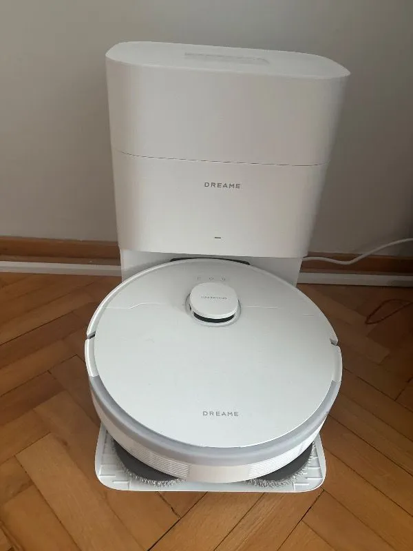 Dreame L40 Plus Robot Süpürge 13000PA Emiş Gücü ile Akıllı Navigasyon Düz Zemin Kullanımı