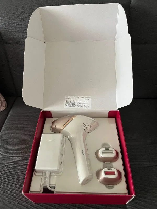 Philips Lumea 9900 Serisi BRI953/01 IPL Tüy Alma, SkinAI Uygulama,Vücut,Yüz ve Bikini,3 Başlık,Çanta