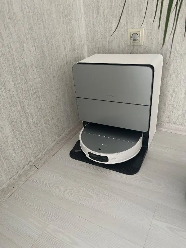Roborock Saros 10 Akıllı Robot Süpürge