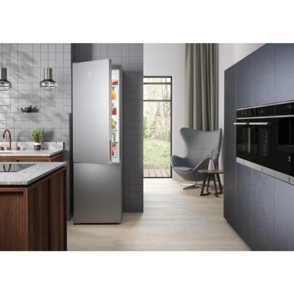 Electrolux LNT5ME32U1 324L Alttan Donduruculu Buzdolabı Inox