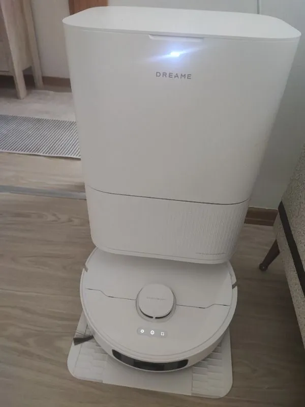 Dreame L40 Ultra CE Robot Süpürge Beyaz, 13.000Pa Emiş Gücü, Özel Halı Temizliği Stratejisi Gücü, Duoscrub™ Paspaslama Sistemi