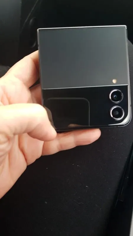 Samsung Galaxy Z Flip4