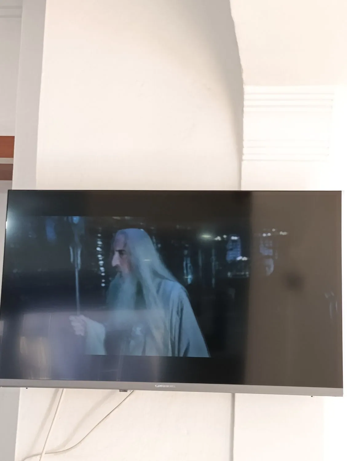 Grundig 32 GKH 6000 32” 82 Ekran Uydu Alıcılı HD Ready LED TV